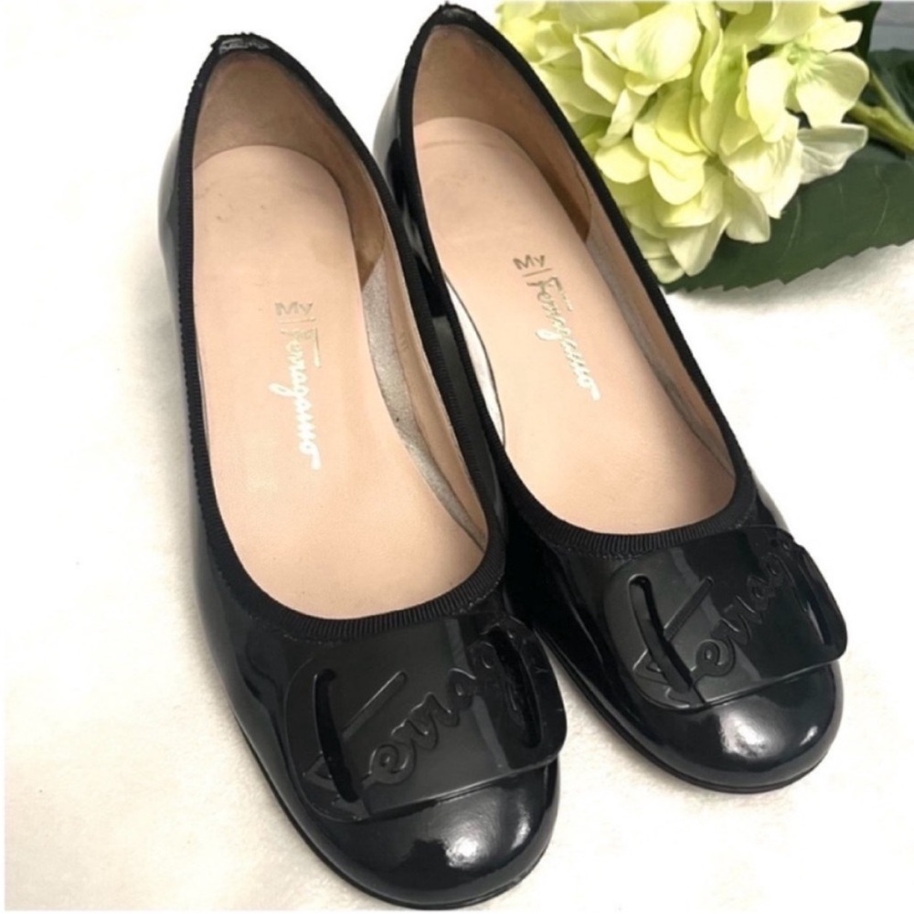 Salvatore Ferragamo My Charme Black Patent Leather Heels Size 7B